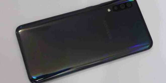 Update Samsung Galaxy A50 Triple Camera Price Review