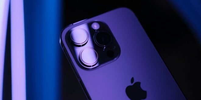 Update Iphone 11 Three Contract Review